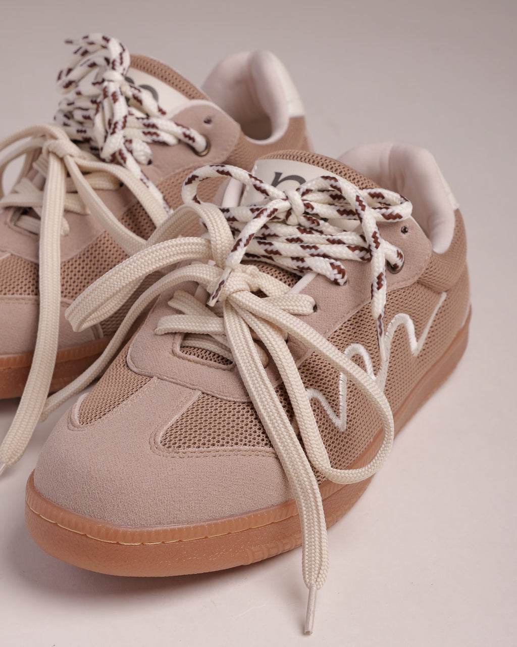 Tenis Montina